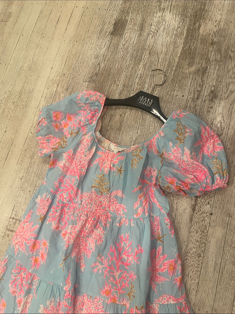 Lilly Pulitzer Blue and Pink Puff Sleeve Floral Dress
New size large - Picture 10 of 12